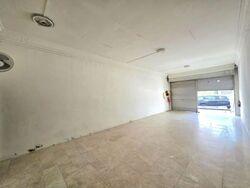 Foch Road (D8), Retail #563317571